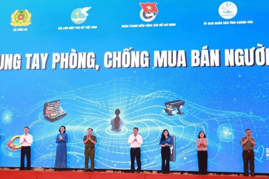 Nâng cao "kháng thể số" để phòng, chống mua bán người