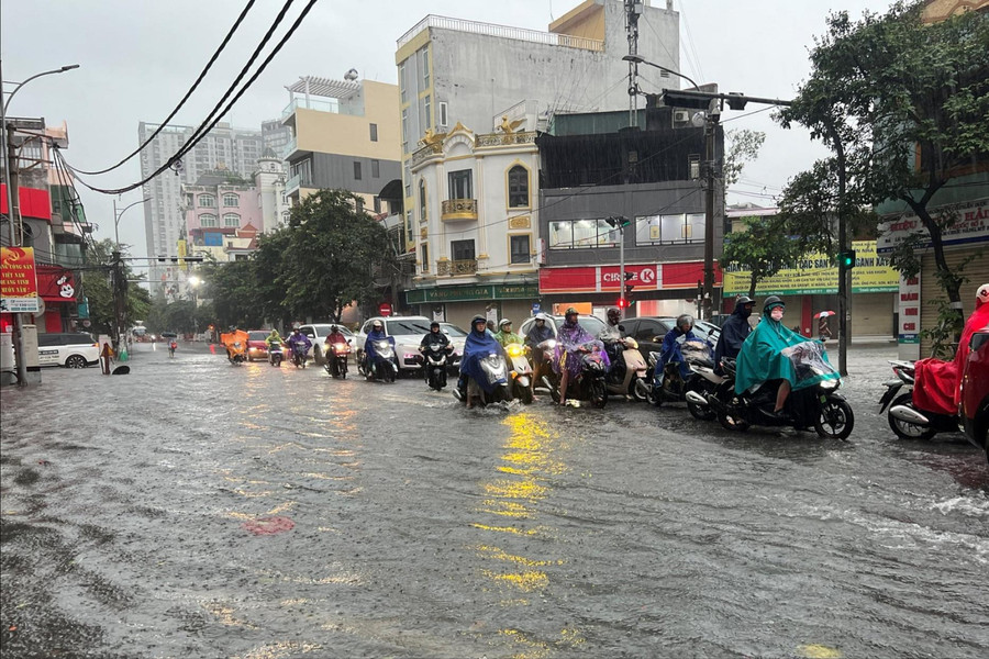 Cảnh báo mưa lớn trên 100 mm trong 3 giờ tại nhiều khu vực