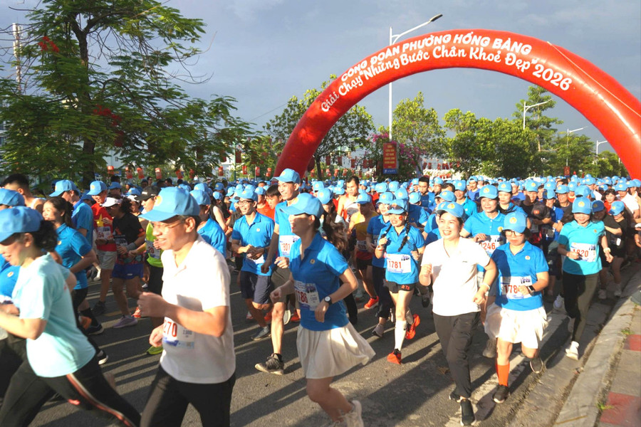 Gần 4.000 người hưởng ứng giải chạy 'Những bước chân khỏe đẹp' phường Hồng Bàng