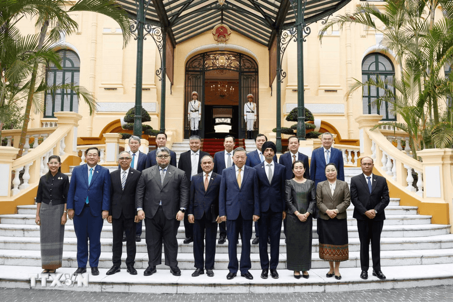 Cùng xây dựng Cộng đồng ASEAN đoàn kết, vững mạnh
