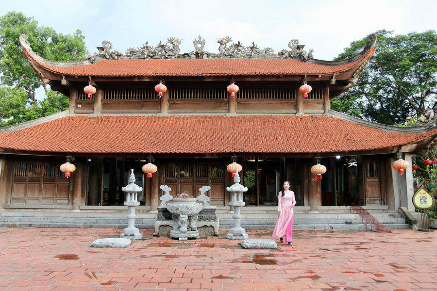 Unique stone relics at Xua temple
