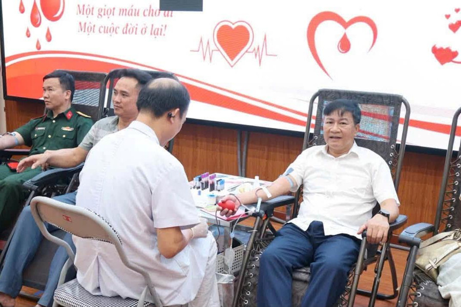 Tiếp nhận 317 đơn vị máu tại Ngày hội hiến máu tình nguyện xã Nguyễn Lương Bằng