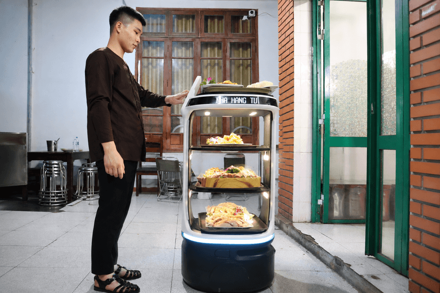 Trade and services embrace digital transformation