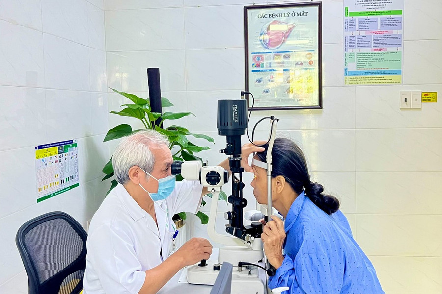 Bệnh viện Mắt Hải Phòng phẫu thuật thành công ca chấn thương nhãn cầu hở phức tạp