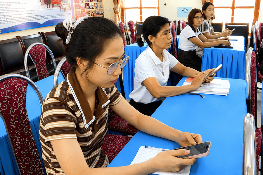 Giữ mình trước 'dòng chảy' thông tin trên mạng