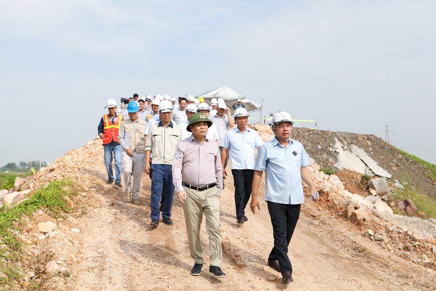 Hai Phong Party Committee Secretary inspects and tightens progress of key projects