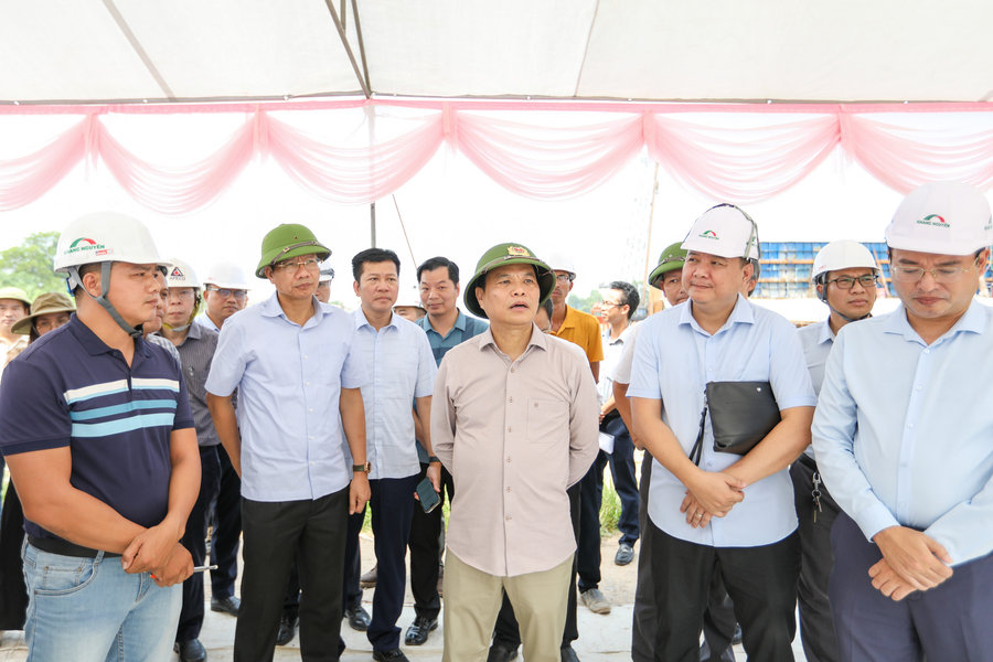Nhìn rõ lý do chậm trễ, quyết đưa nhiệm vụ về đúng tiến độ