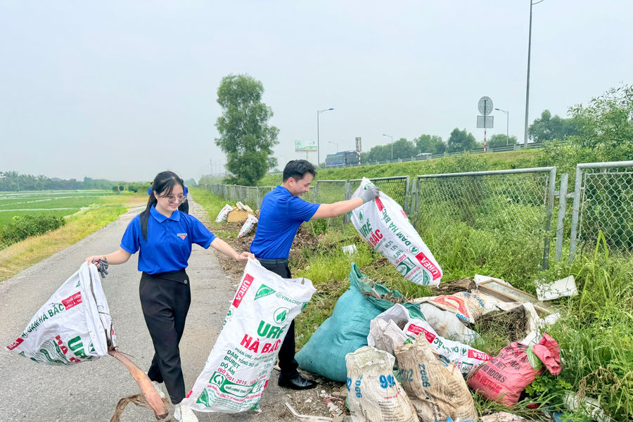 Tuổi trẻ Hải Phòng ra quân xây dựng nông thôn mới nâng cao, kiểu mẫu