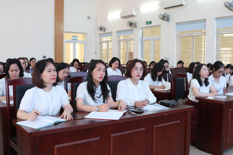 6 nhóm tiêu chí bố trí hiệu trưởng, phó hiệu trưởng sau sắp xếp trường học
