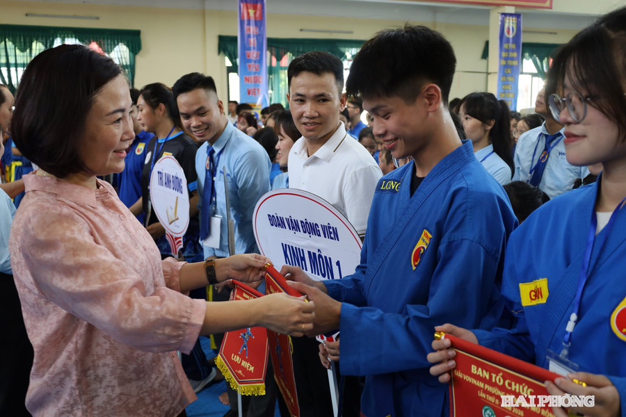 700 võ sĩ, huấn luyện viên dự Giải Vovinam phường Tứ Minh