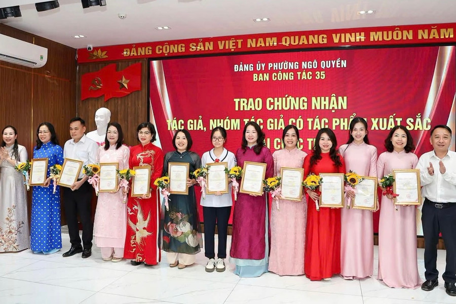 'Phủ xanh' thông tin từ cơ sở