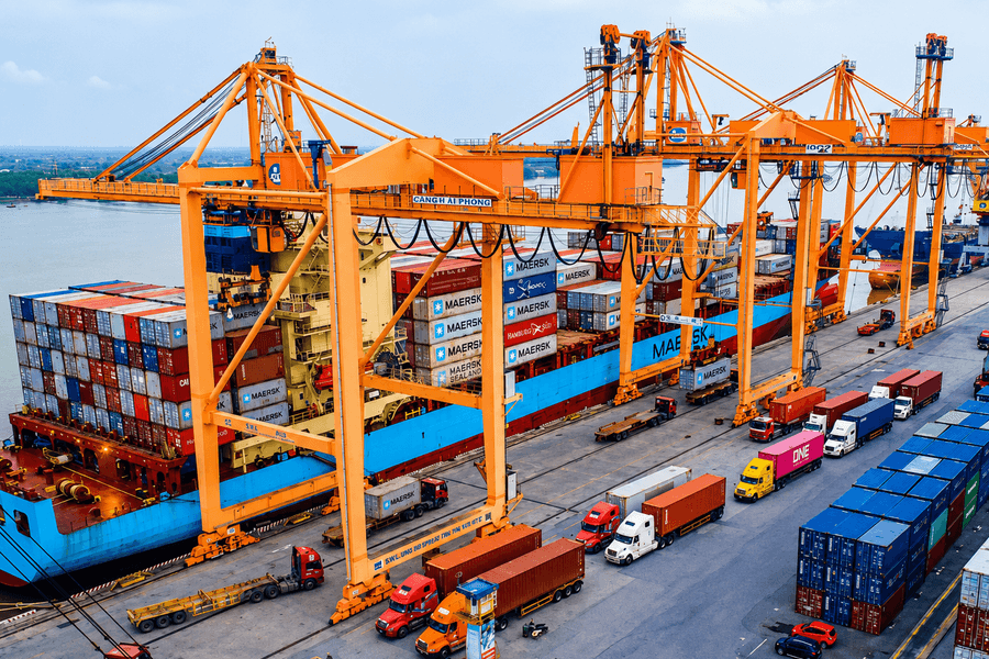 Hai Phong Port offers three days of free container storage for National Day