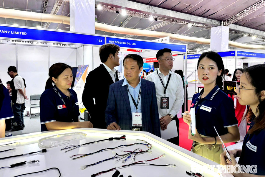 Gỡ nút thắt, khơi thông nguồn lực phát triển kinh tế tư nhân