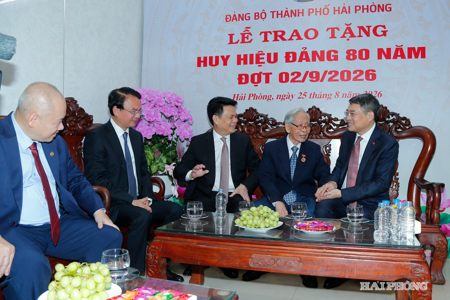 Một đời theo Đảng