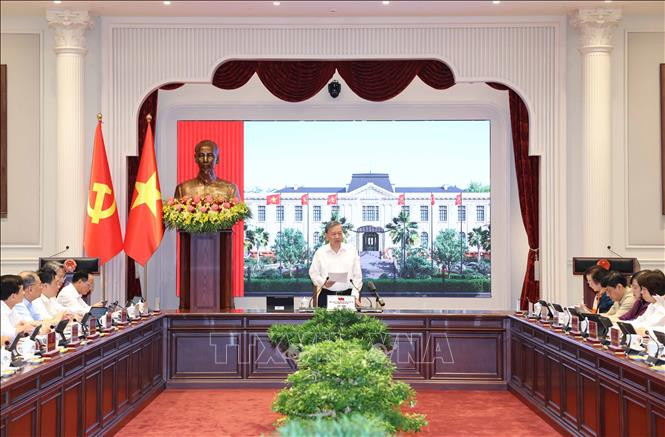 Phấn đấu mỗi người dân được tiếp cận dịch vụ thiết yếu và cơ hội phát triển