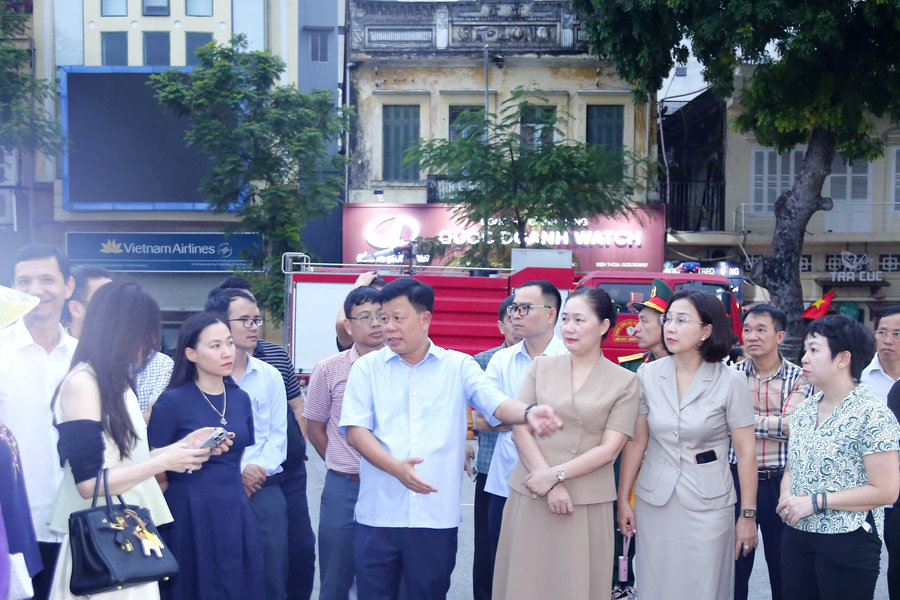 Tổng duyệt chương trình khai mạc Phố đi bộ - ẩm thực đêm Hải Phòng