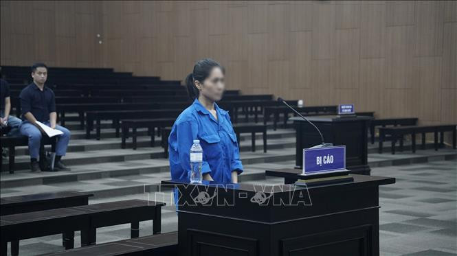 Giám đốc show 'Về đây bốn cánh chim trời' bị phạt 24 tháng tù
