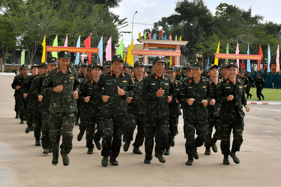 Tăng mức trợ cấp với sĩ quan, quân nhân chuyên nghiệp nghỉ hưu trước hạn