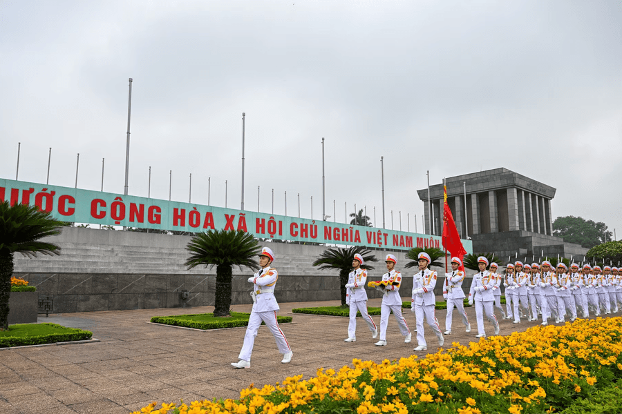 Mùa thu cờ đỏ sao vàng
