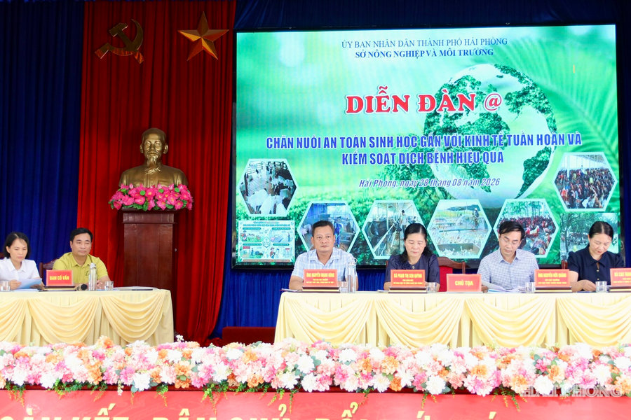 Chăn nuôi an toàn sinh học gắn với kinh tế tuần hoàn