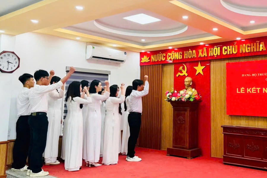 Gửi niềm tin vào thế hệ trẻ