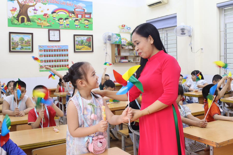 Đưa chương trình giáo dục phổ thông đạt kết quả thực chất