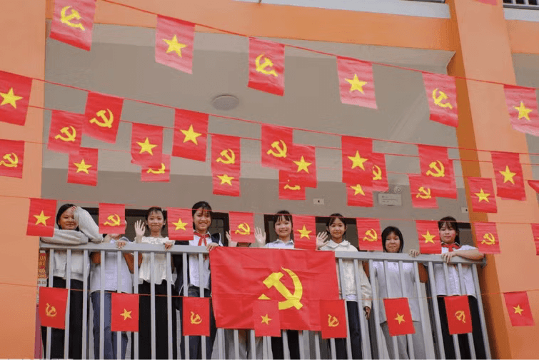 Rà soát, thực hiện đầy đủ chế độ đối với học sinh thuộc diện chính sách, khó khăn