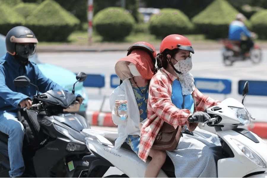 Bắc Bộ nắng nóng trong ngày Quốc khánh, Biển Đông sóng cao do bão số 5