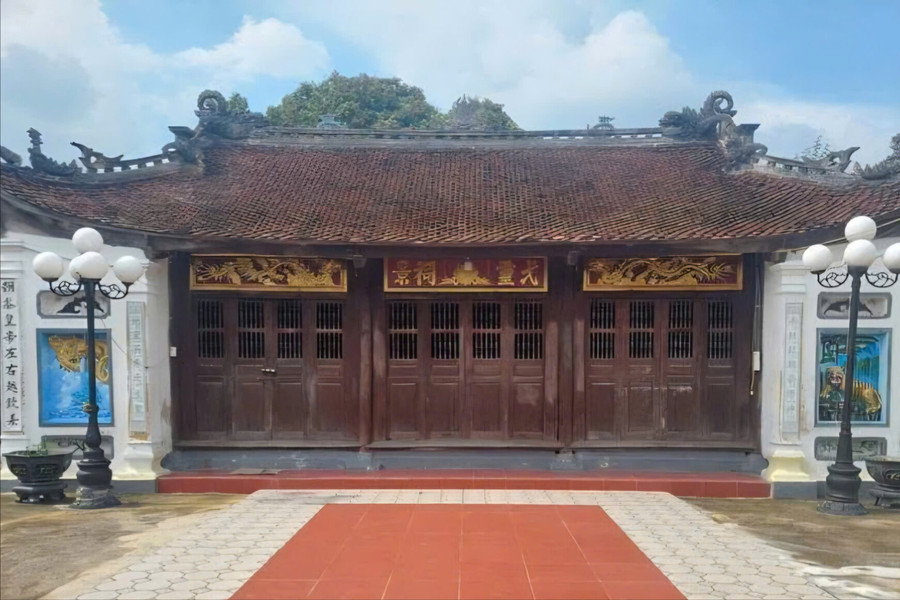 Thăm đền thờ trạng nguyên Lê Ích Mộc