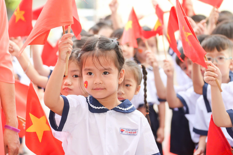 Những hình ảnh đầu tiên khai giảng năm học mới ở Hải Phòng