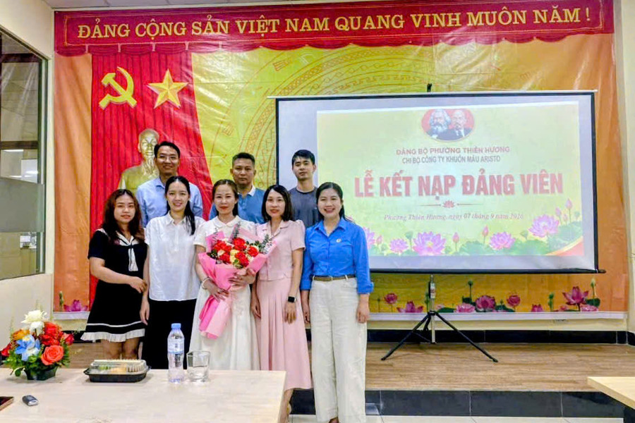 Đảng bộ phường Thiên Hương vượt chỉ tiêu kết nạp đảng viên trước 3 tháng