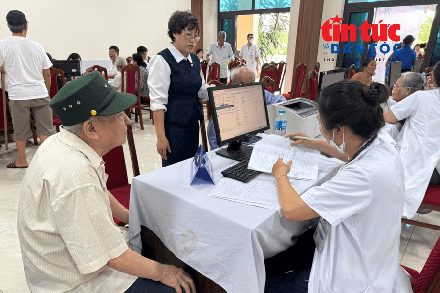 Nghị quyết bước ngoặt về chăm sóc sức khỏe
