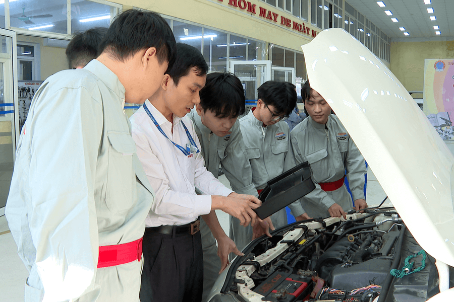 Nhà trường bắt tay doanh nghiệp, nâng cao chất lượng đào tạo