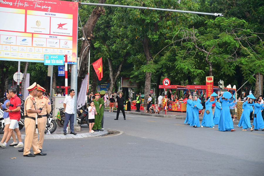 Bảo đảm an ninh, an toàn phố đi bộ, ẩm thực đêm