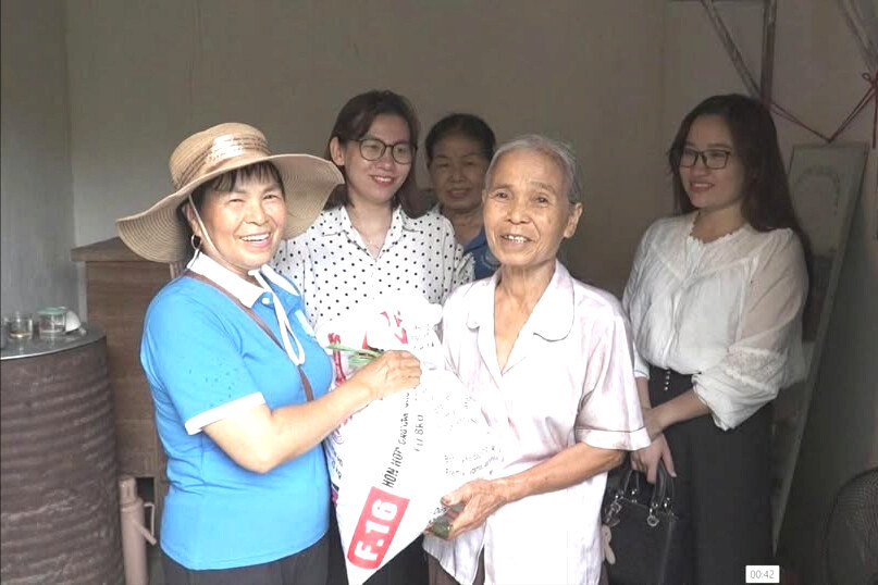 An Thành duy trì 'Hũ gạo tình thương'