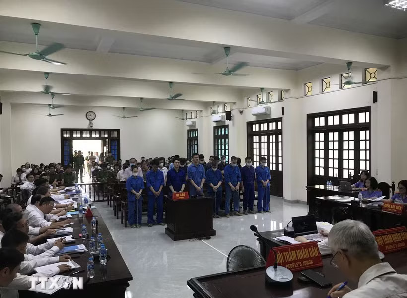 Bóc dỡ đường dây buôn lậu khủng. Phần cuối: Những bản án và bài học giữ kỷ cương