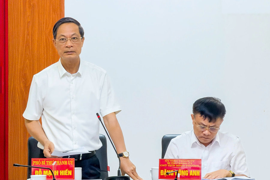 Phó Bí thư Thành ủy Đỗ Mạnh Hiến chỉ đạo Hội nghị Ban Thường vụ Đảng ủy phường Lê Chân