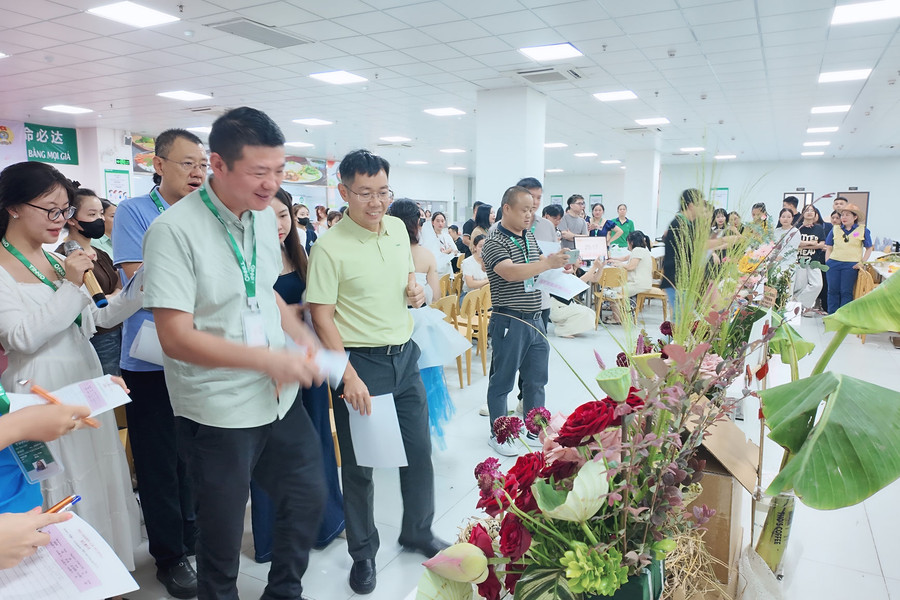 Developing trade unions associated with worker welfare