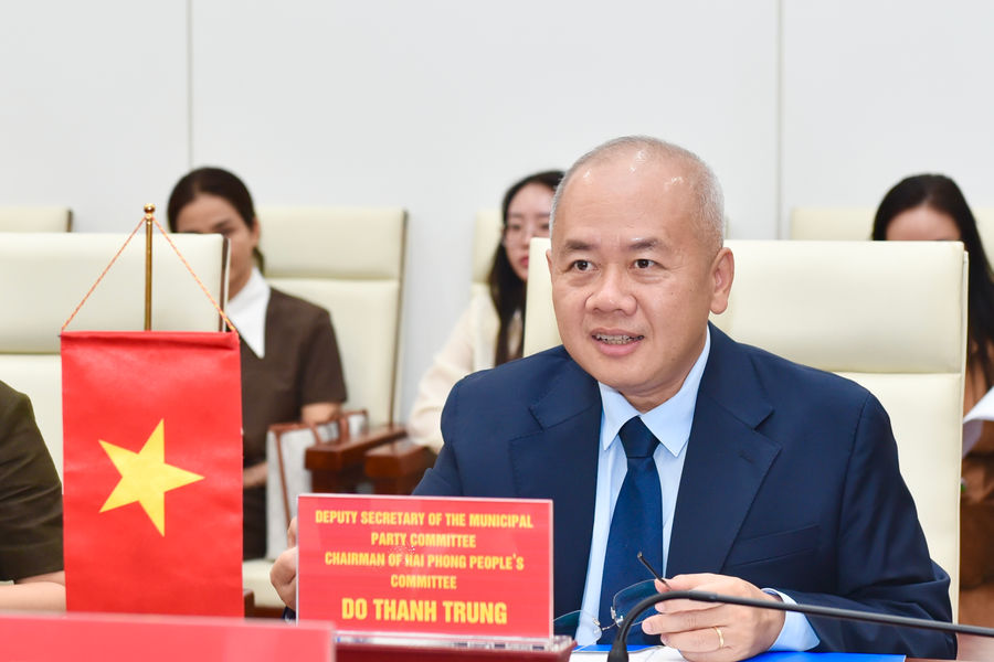 Chủ tịch UBND thành phố Hải Phòng Đỗ Thành Trung tiếp Đại sứ Vương quốc Hà Lan